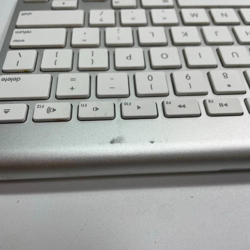 GENUINE Apple‎ Wireless Bluetooth Keyboard A1314 Mac Aluminium Free Shipping